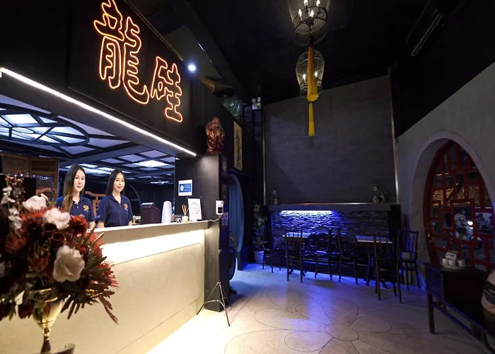 2499 Heritage Chinatown By Roomquest Hotel
